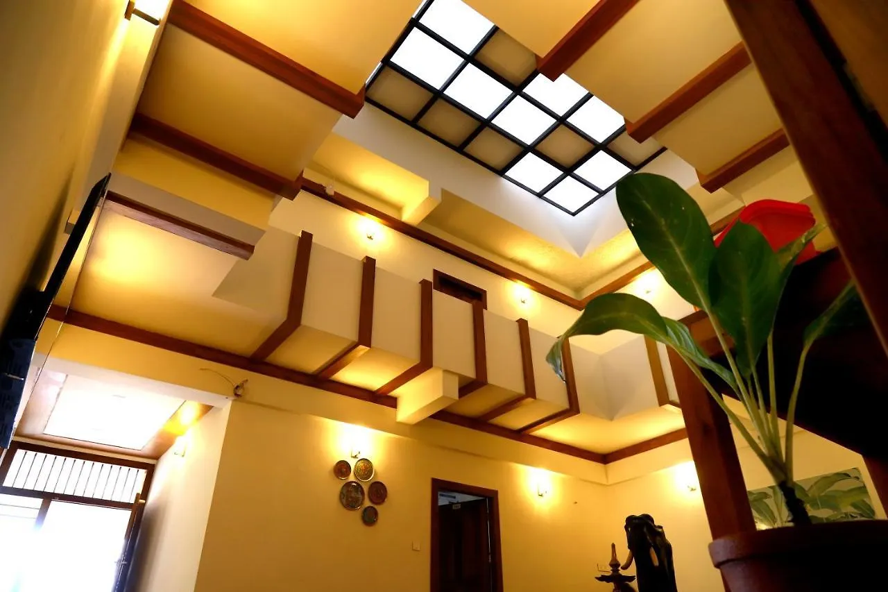 Homestay Johns Solitude Anachal