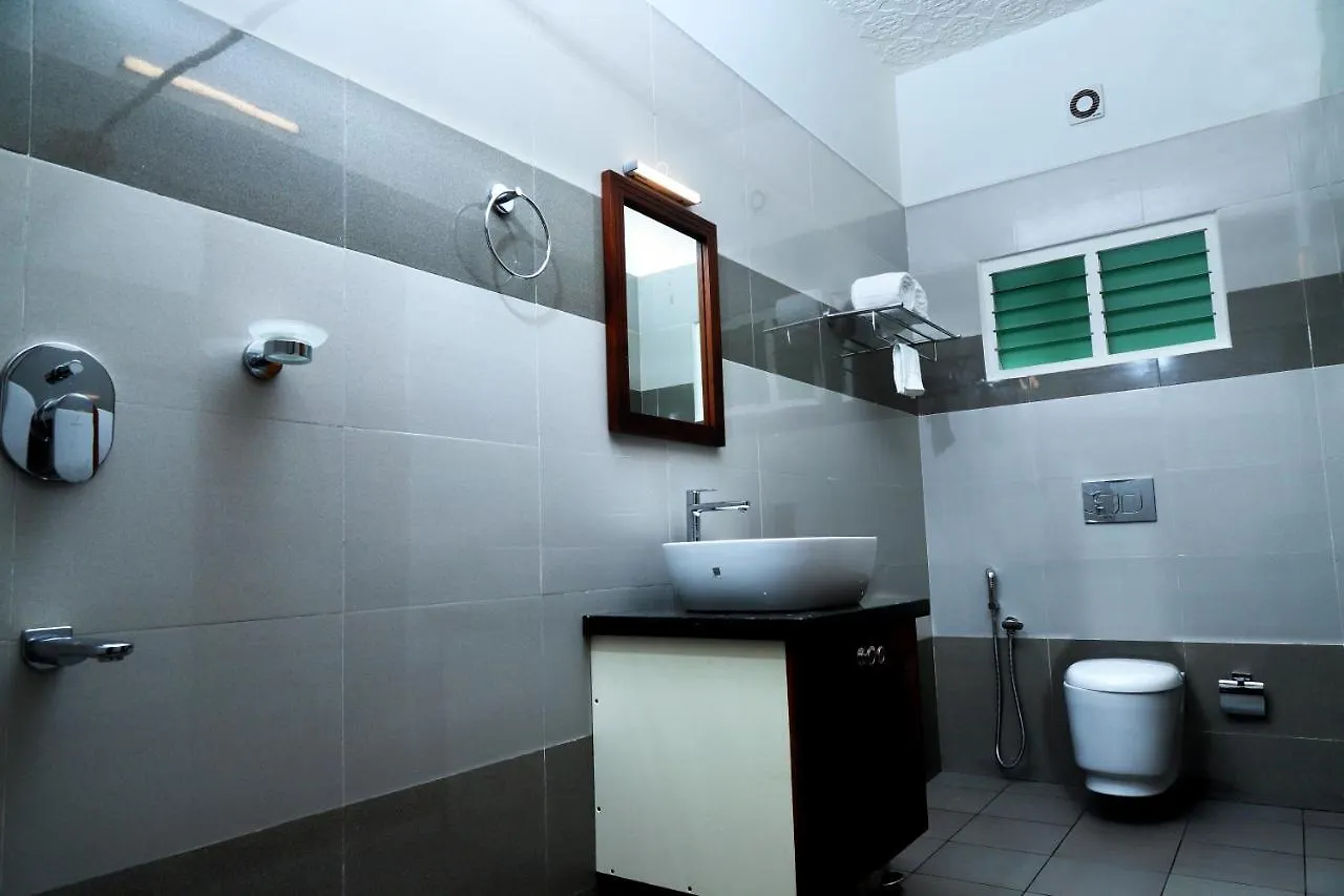 Johns Solitude Anachal Homestay