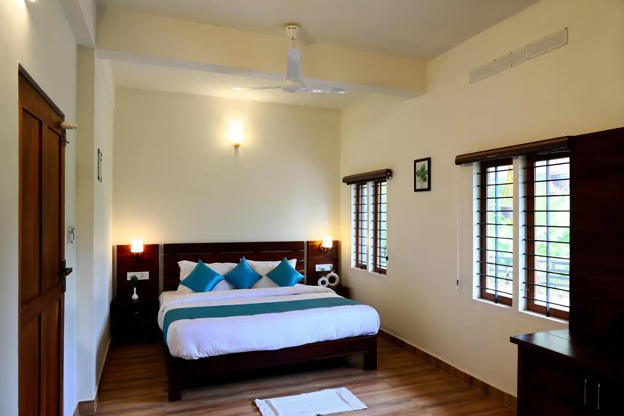 Johns Solitude Anachal Homestay